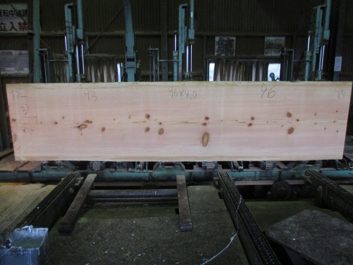 米松（ベイマツ）　一枚板