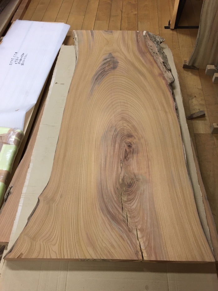 欅（ケヤキ）　一枚板　