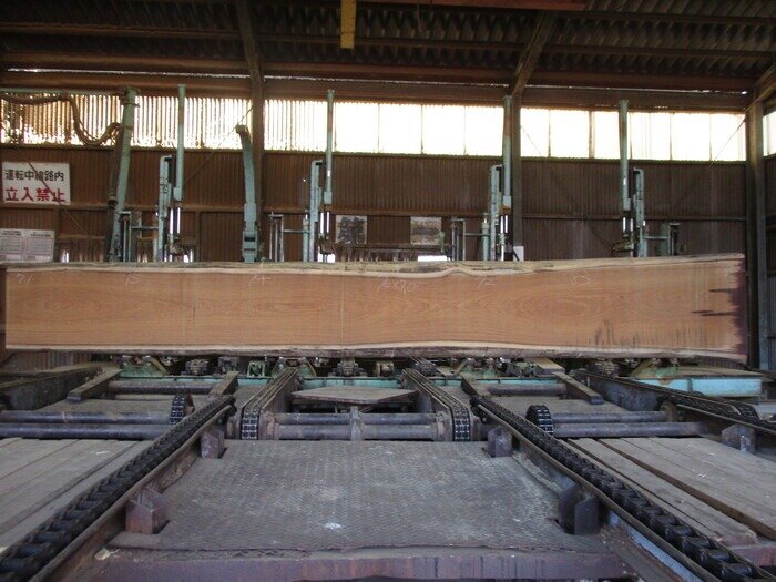 ウエンジ 無垢一枚板