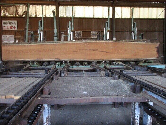 ウエンジ　無垢一枚板