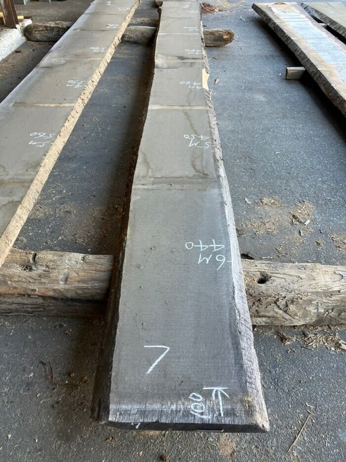 一枚板　楢（ナラ）