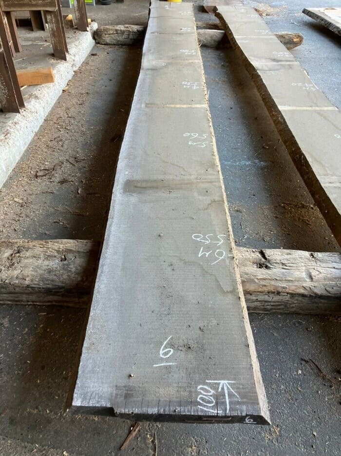 一枚板　楢（ナラ）