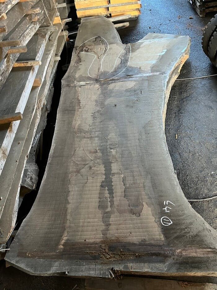 一枚板　バストーンウォールナット