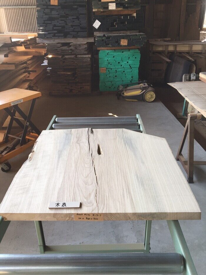 ホワイトアッシュ　一枚板