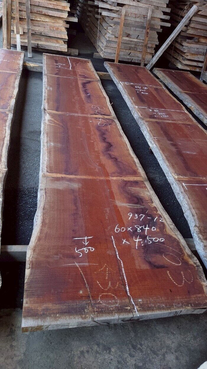 メルバウ 一枚板