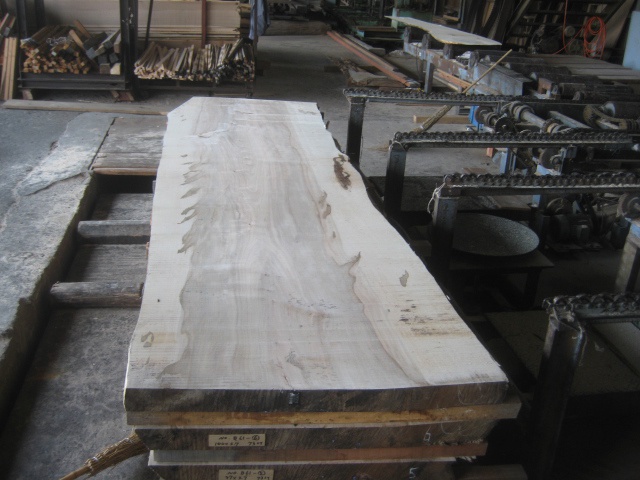 ソフトメープル　無垢材