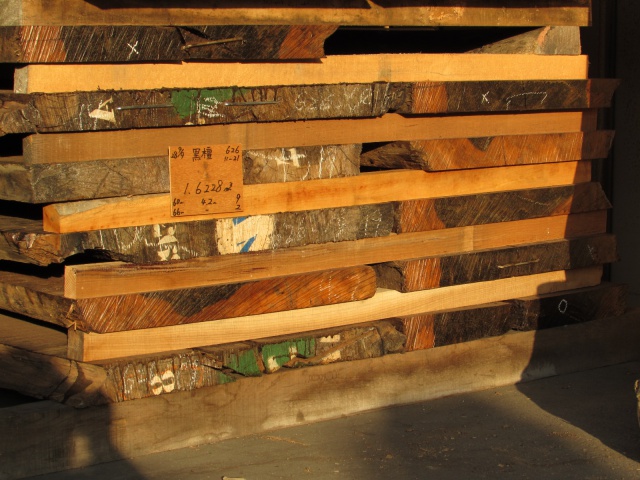 黒檀（コクタン）　無垢材