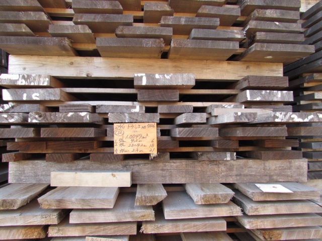 ドゥシエ　無垢材