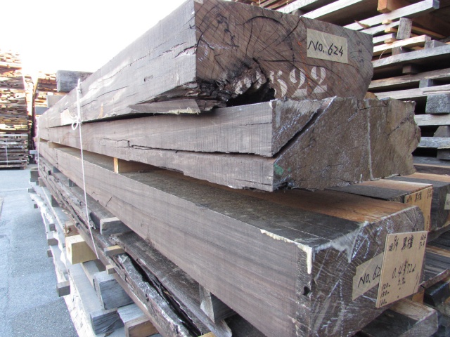 黒檀（コクタン）　無垢材