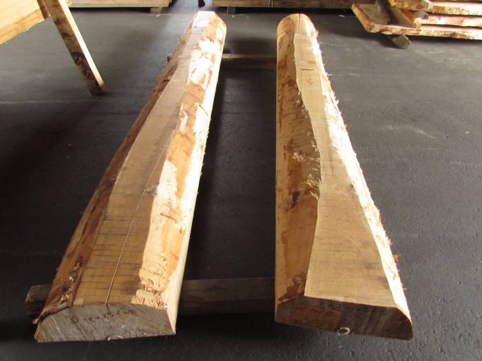 真樺（マカバ）　無垢材