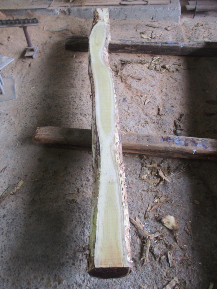 桑（クワ）　無垢材