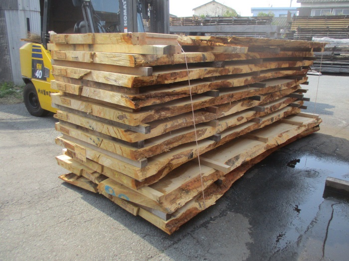 楢（ナラ）　無垢材