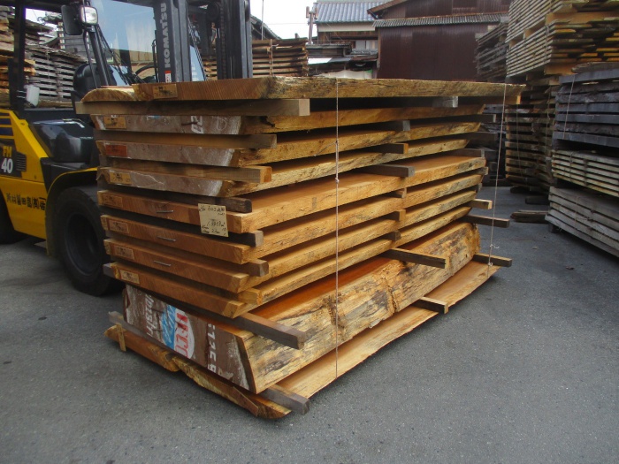 イロコ　無垢材