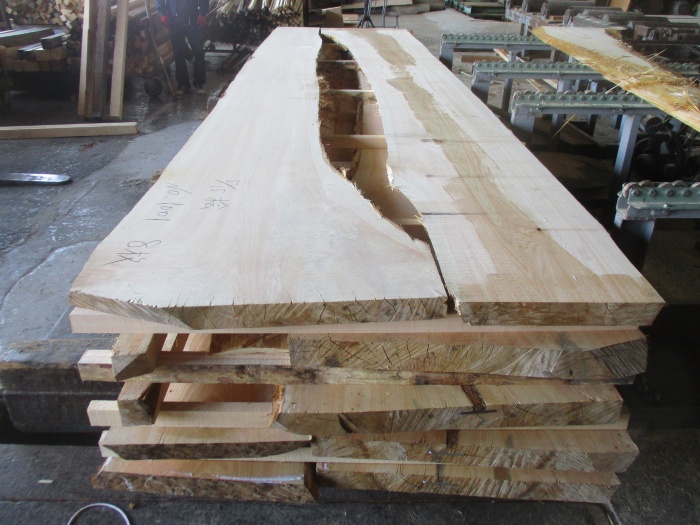 檜（ヒノキ）　無垢材