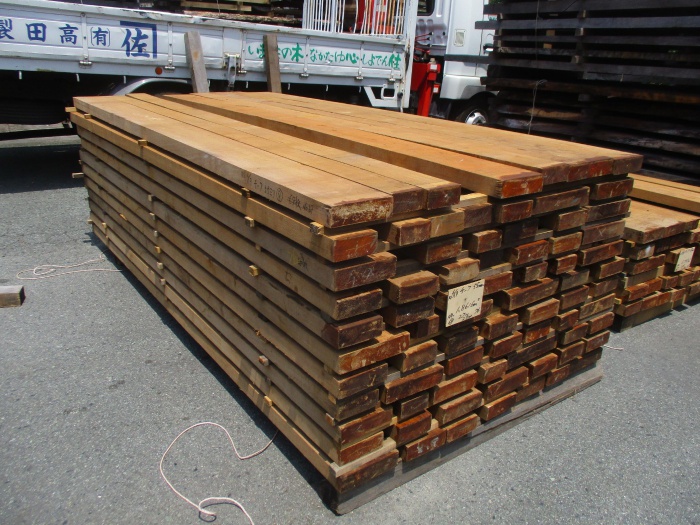 チーク　無垢材