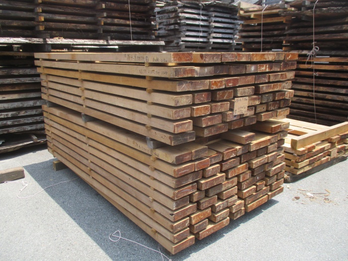 チーク　無垢材