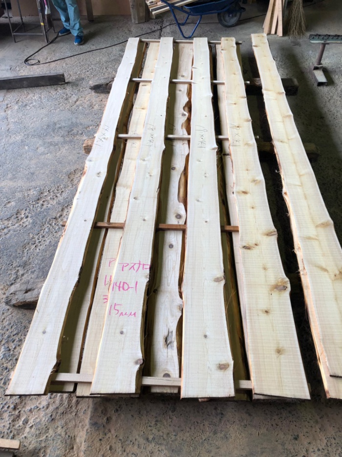 翌檜（アスナロ）　無垢材