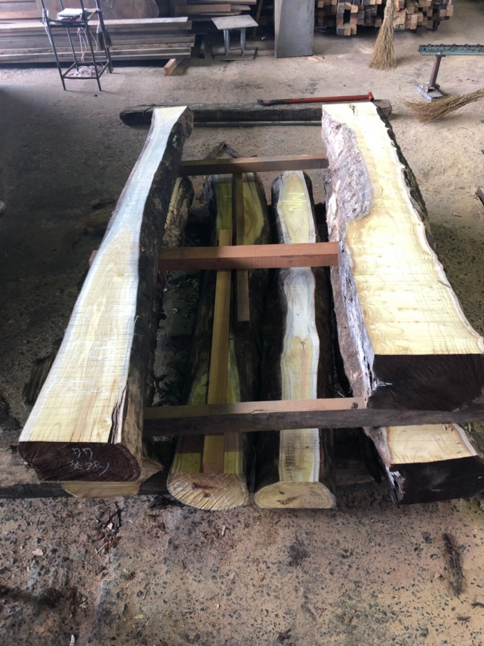 桑（クワ）　無垢材