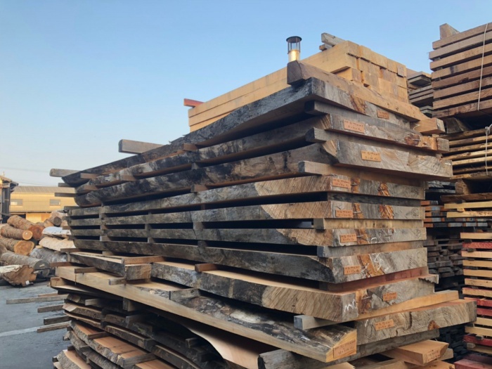 欅（ケヤキ）　無垢材