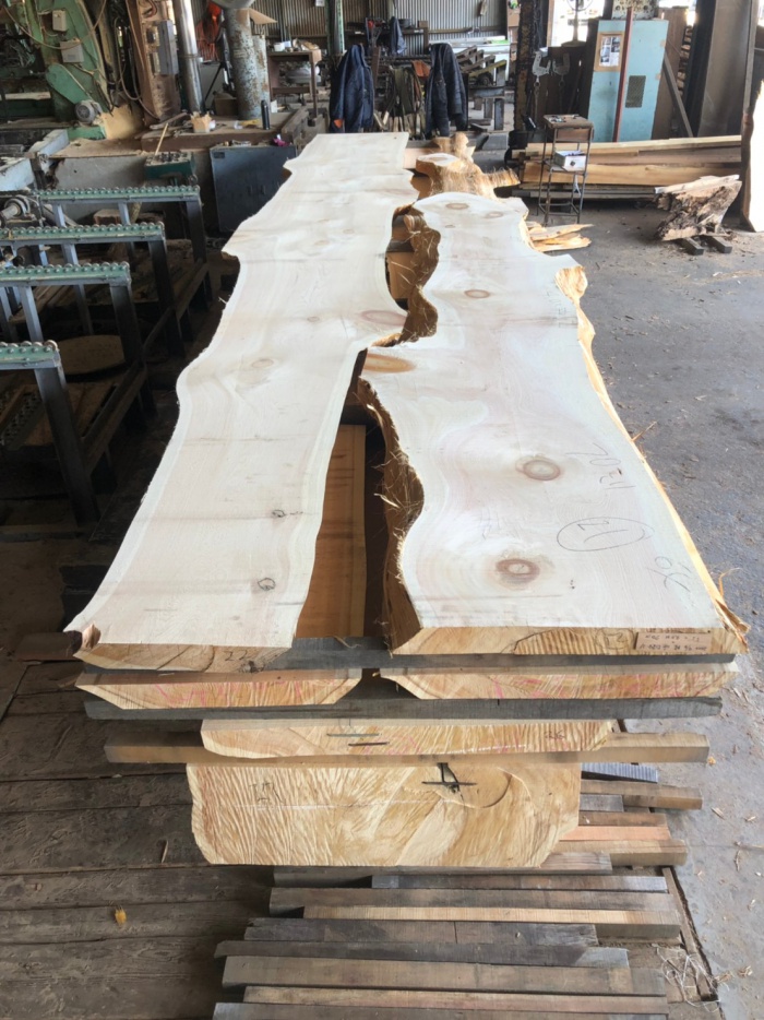 檜（ヒノキ）　無垢材