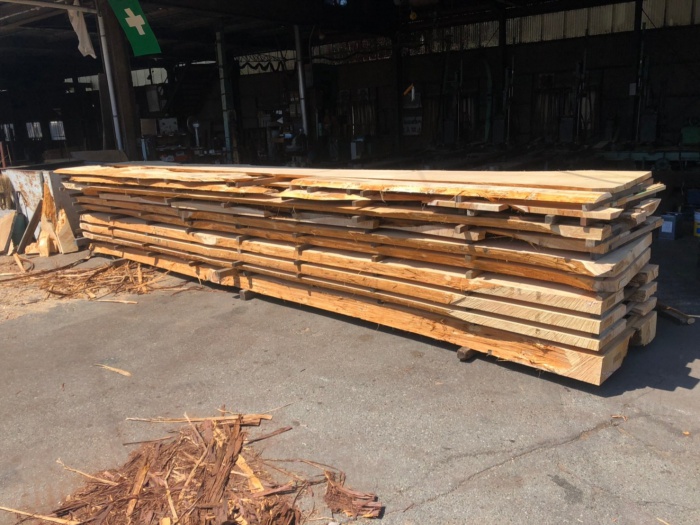 檜（ヒノキ）　無垢材