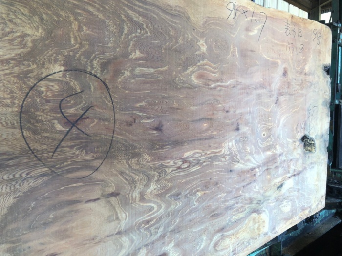 屋久杉（ヤクスギ）　無垢材