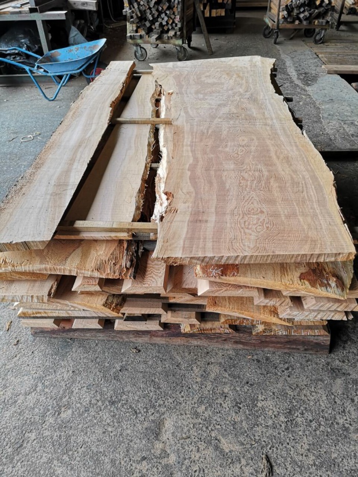 屋久栂（ヤクツガ）　無垢材