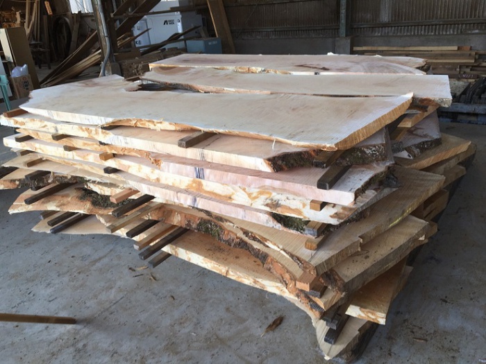 水目（ミズメ）　無垢材