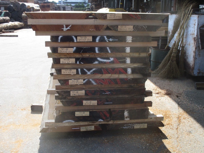 メルバウ　無垢材