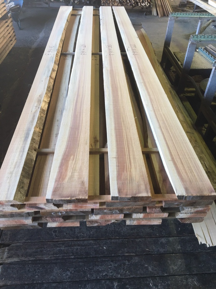 杉(スギ) 無垢材