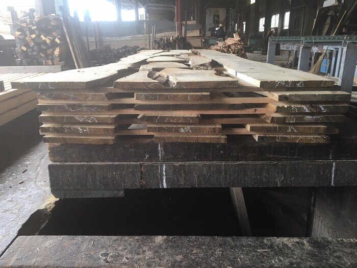 栗（クリ）　無垢材