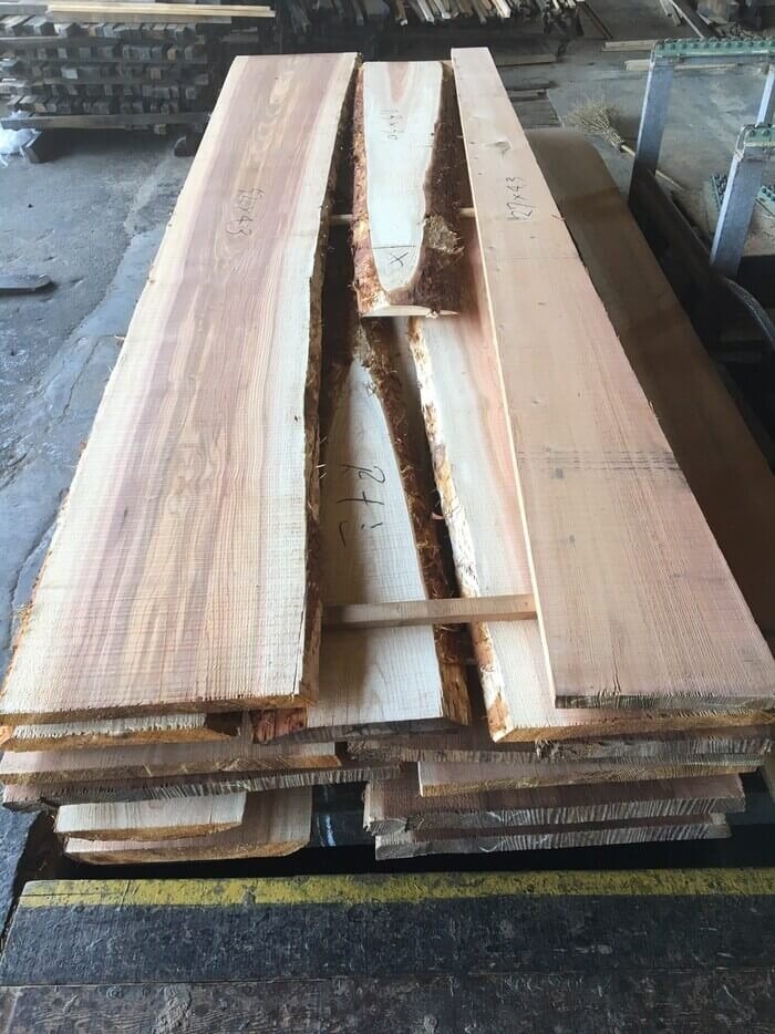 杉（スギ）無垢材