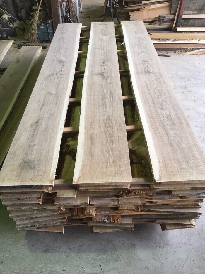 楢（ナラ）　無垢材