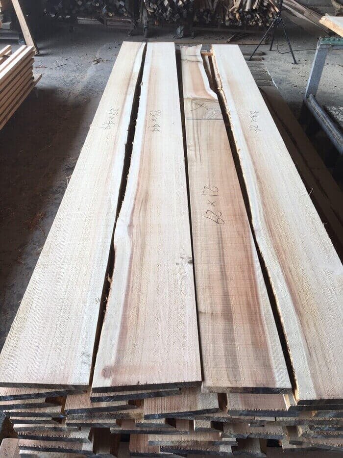 杉（スギ）無垢材