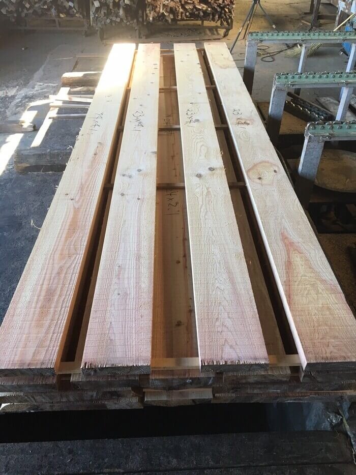 杉（スギ）無垢材