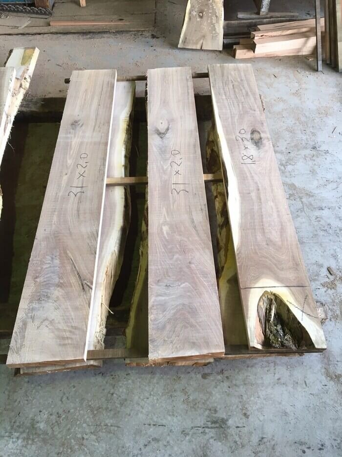 胡桃（クルミ）　無垢材