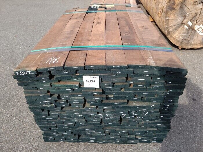 ウォールナット　無垢材