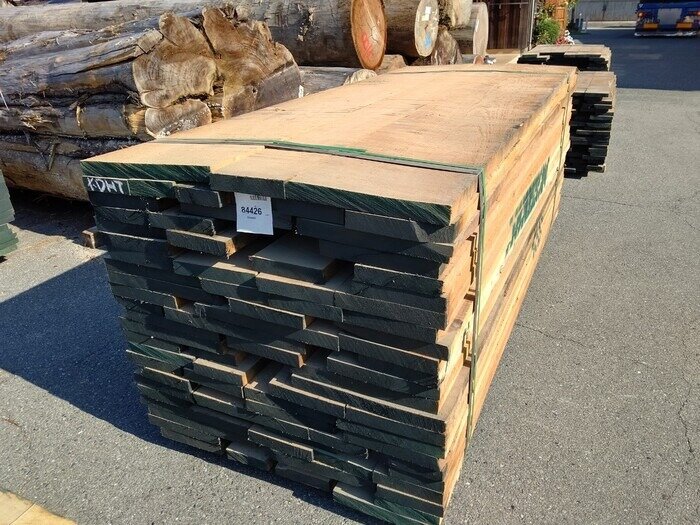 チェリー　無垢材