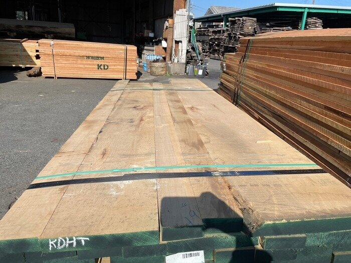 ヒッコリー　無垢材