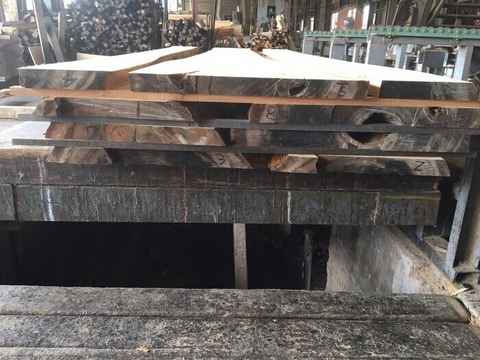 檜（ヒノキ）　無垢材