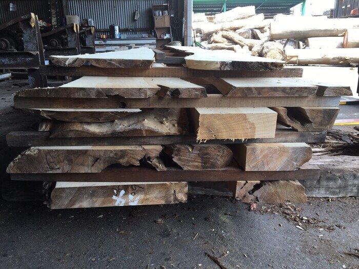 銀杏（イチョウ）　無垢材