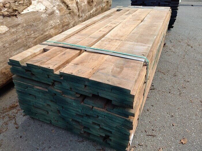 ウォールナット　無垢材