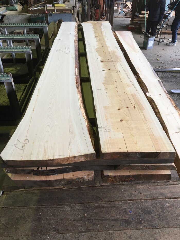 檜（ヒノキ）　無垢材