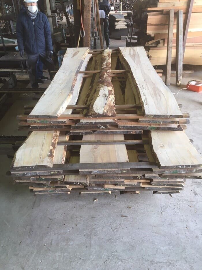 樺（カバ）　無垢材