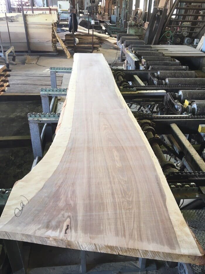 真樺（マカバ）　無垢材