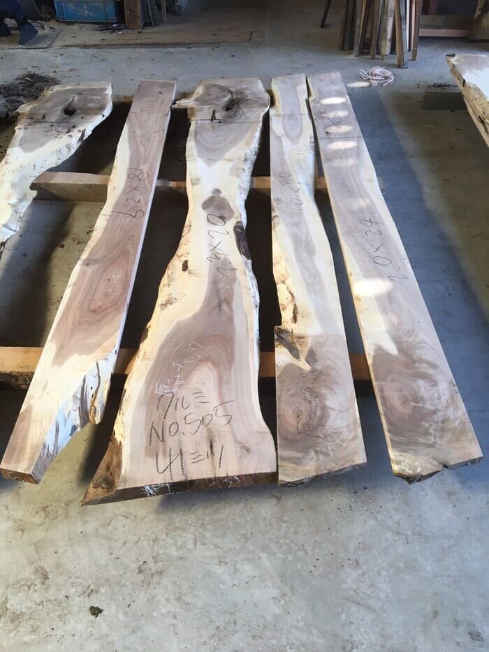 無垢材　胡桃（くるみ）