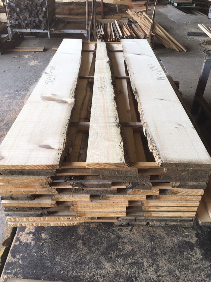 無垢材　スプルース