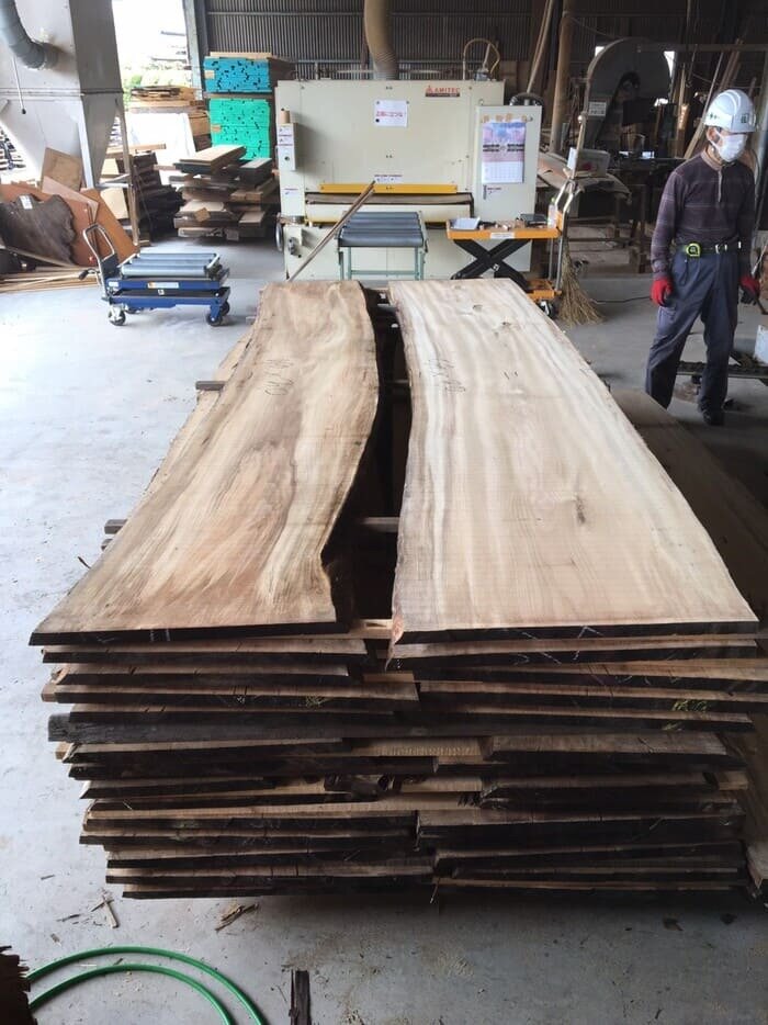 桂（カツラ）　無垢材