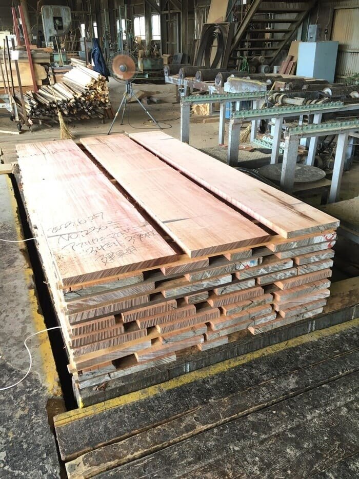 アフリカンマホガニー　無垢材