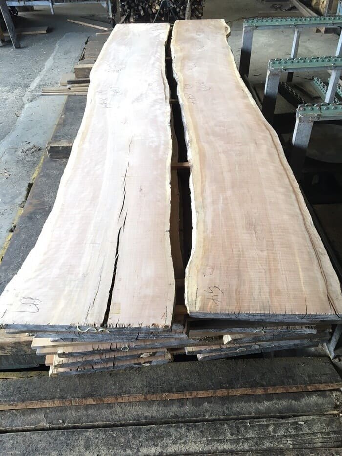 真樺（マカバ）　無垢材